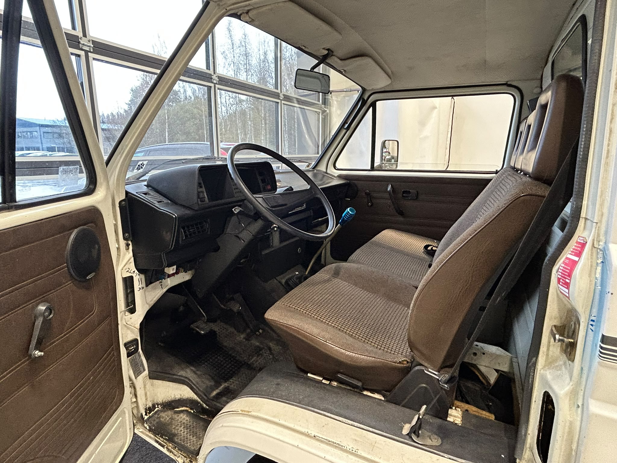
								Volkswagen Transporter 1.6 TD full									