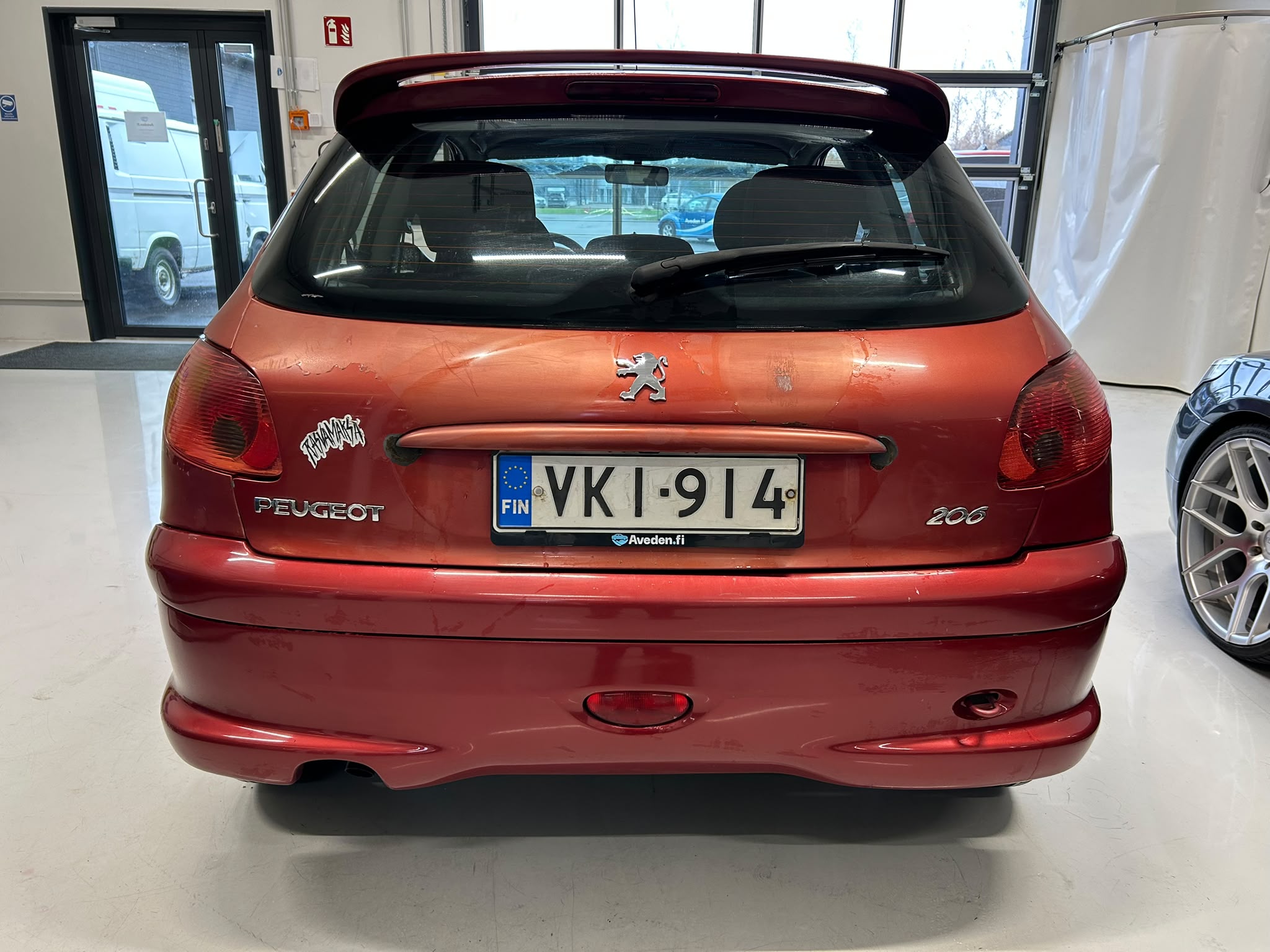 
								Peugeot 206 Trendy 1,4 3-ov full									