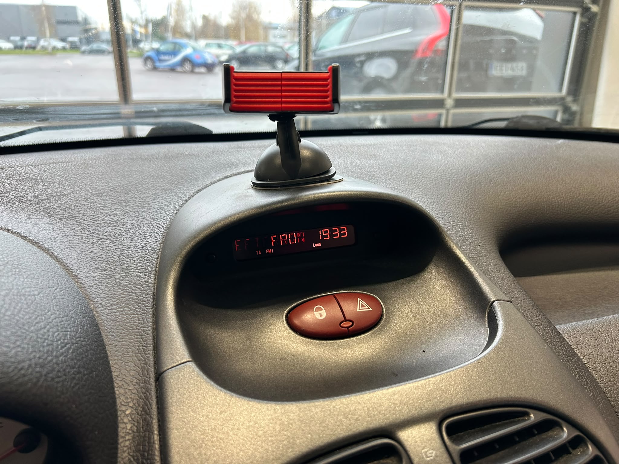 
								Peugeot 206 Trendy 1,4 3-ov full									