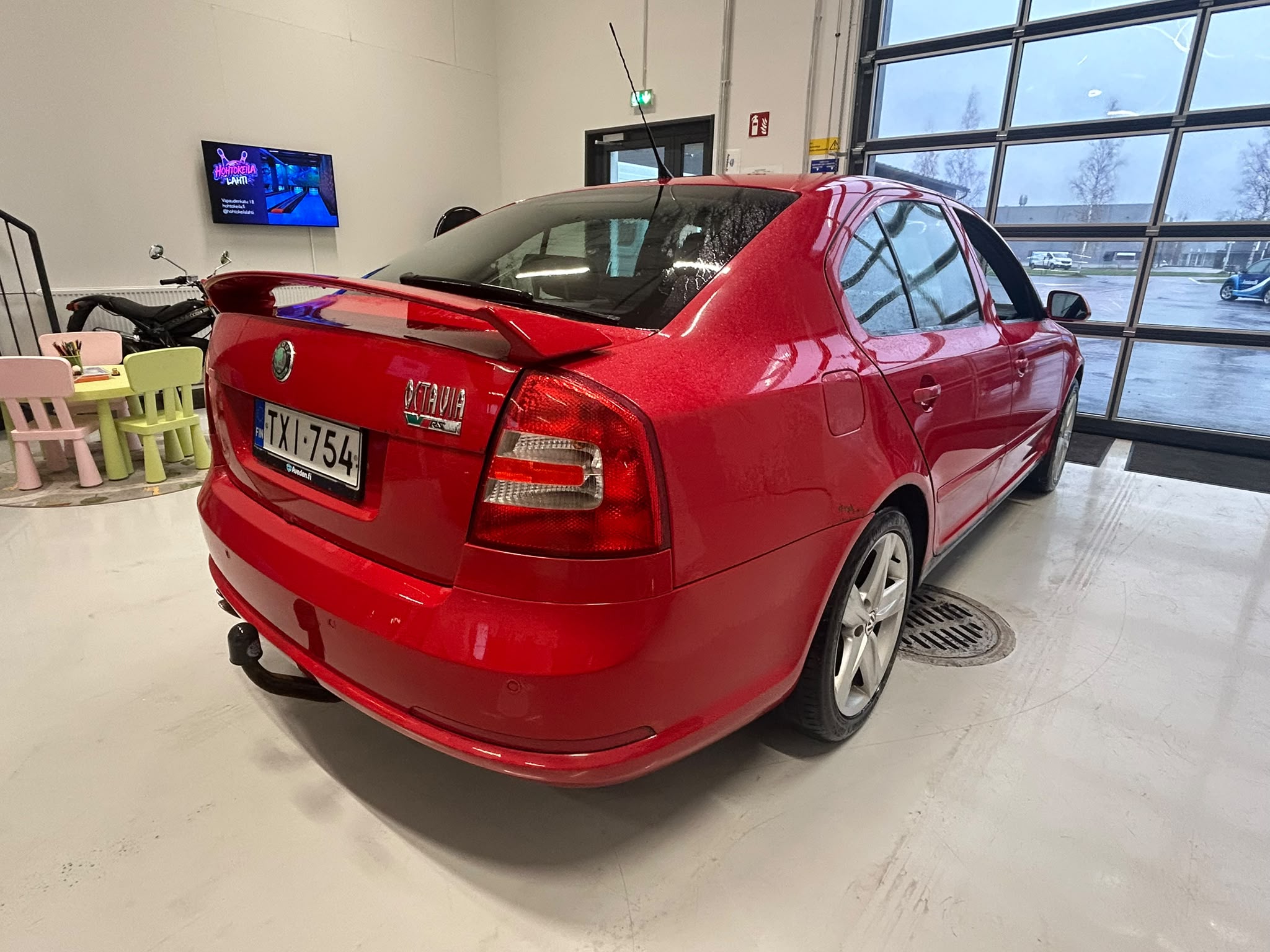
								Skoda Octavia 2,0 TFSI RS full									