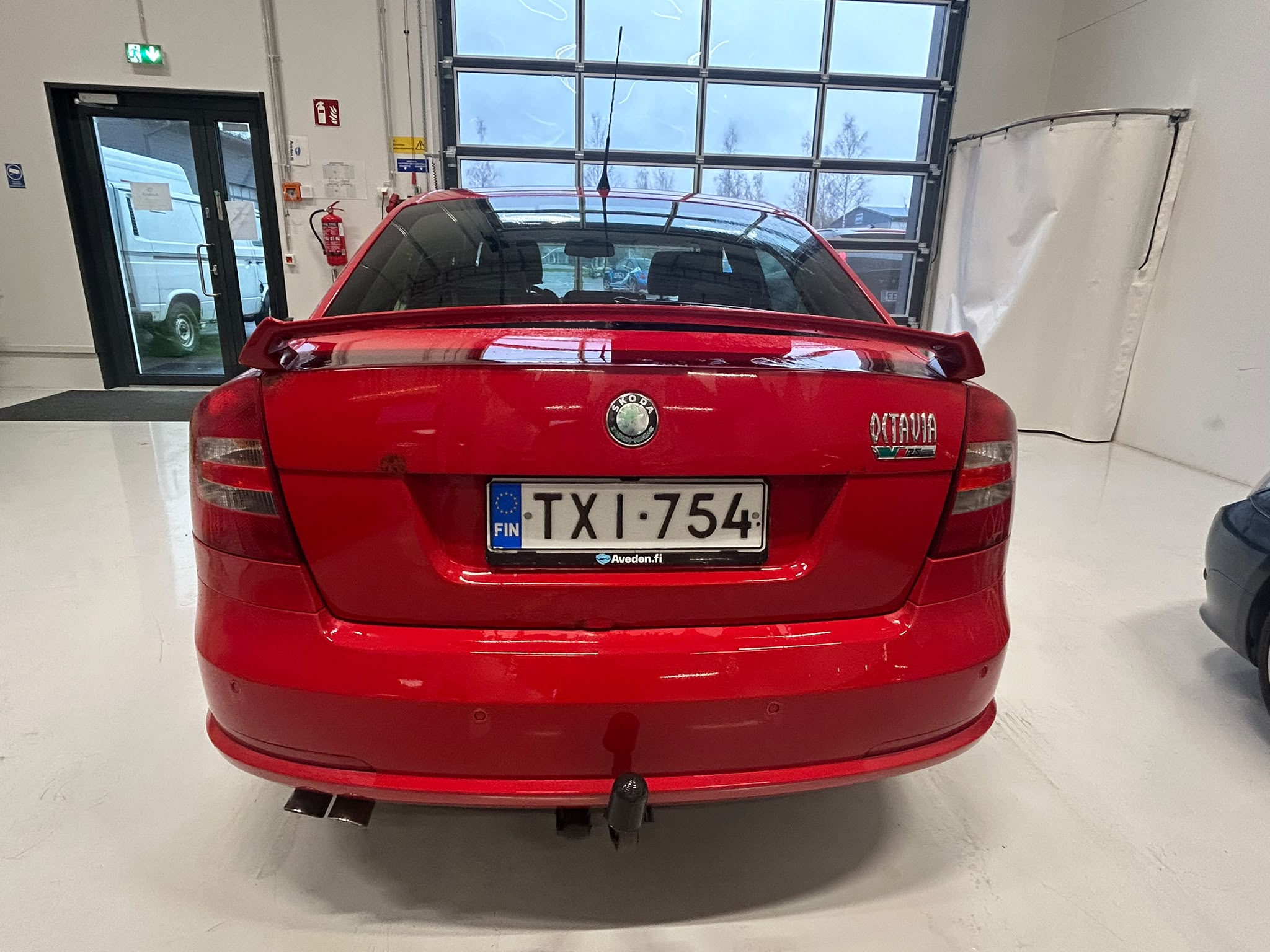 
								Skoda Octavia 2,0 TFSI RS full									