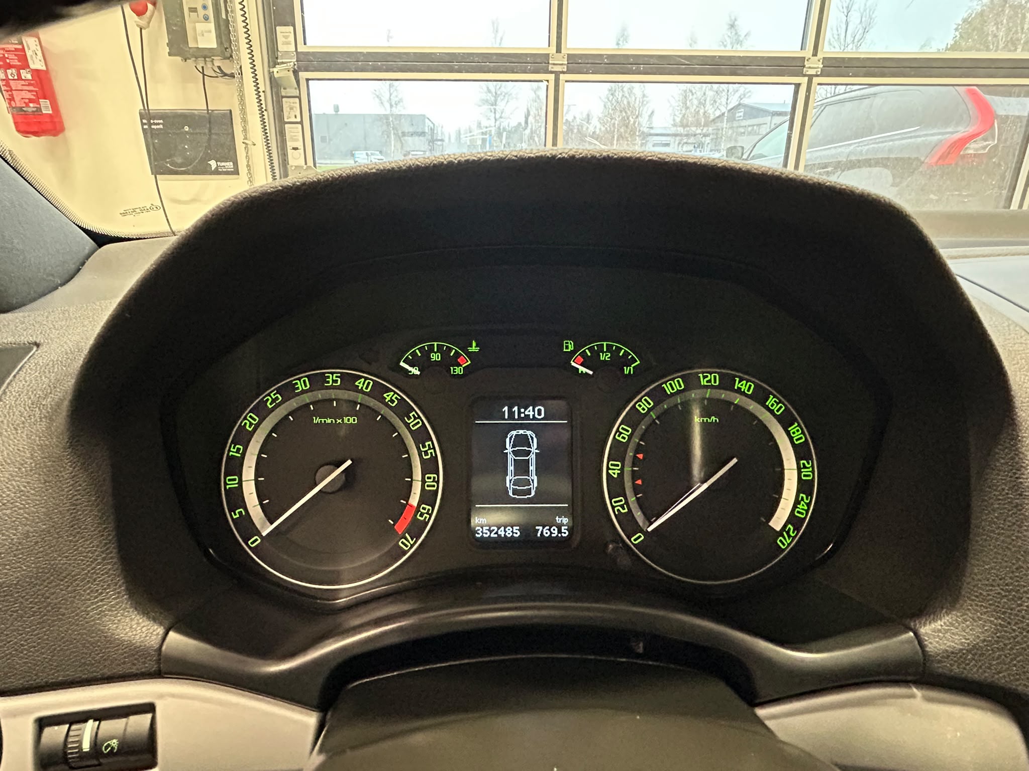 
								Skoda Octavia 2,0 TFSI RS full									