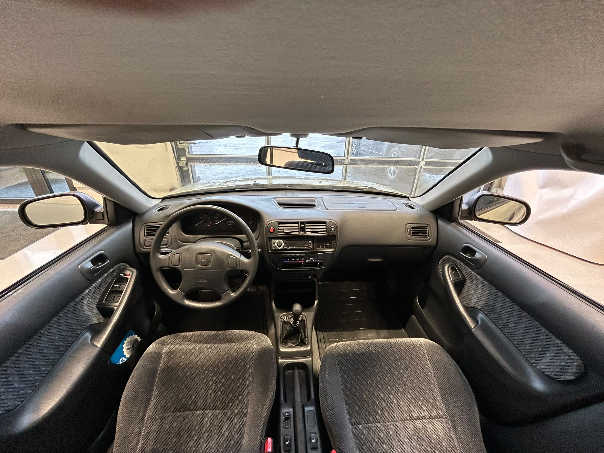 
								Honda Civic 1.4i 4D full									