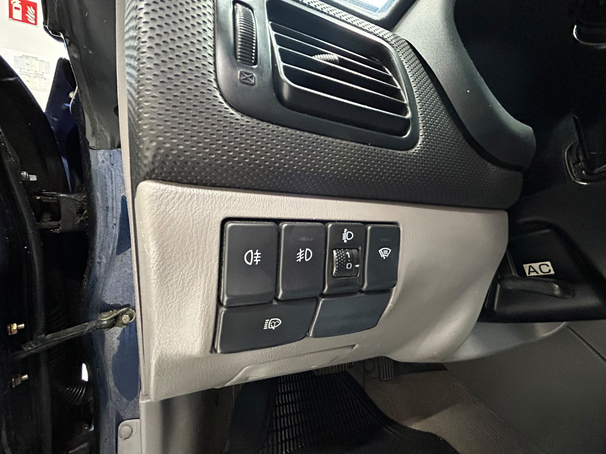 
								Subaru Forester 2,0 AWD Wagon AT full									