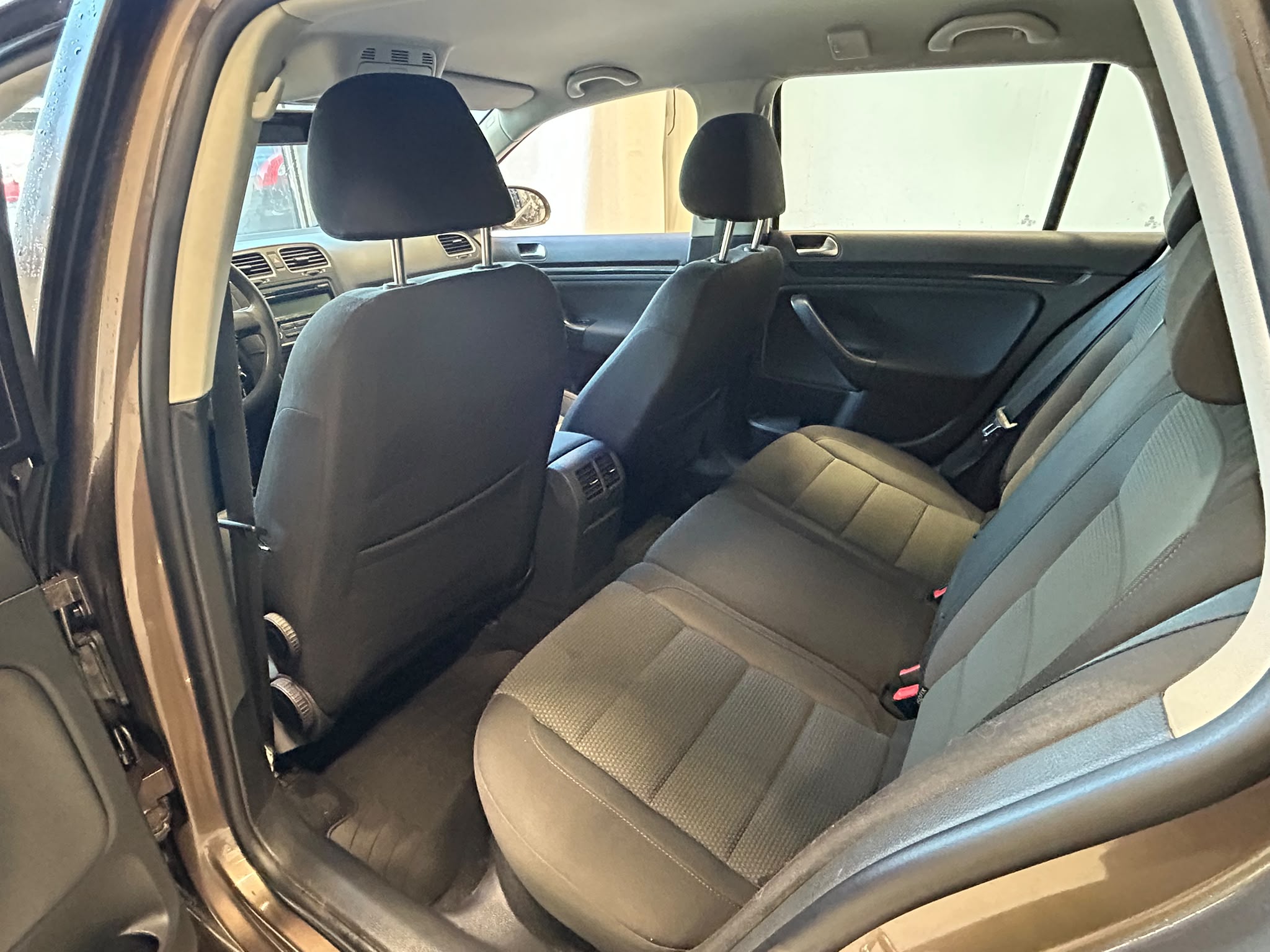 
								Volkswagen Golf Variant Comfortline 1,2 TSI 77 kW (105 hv) Bluemotion Technology full									