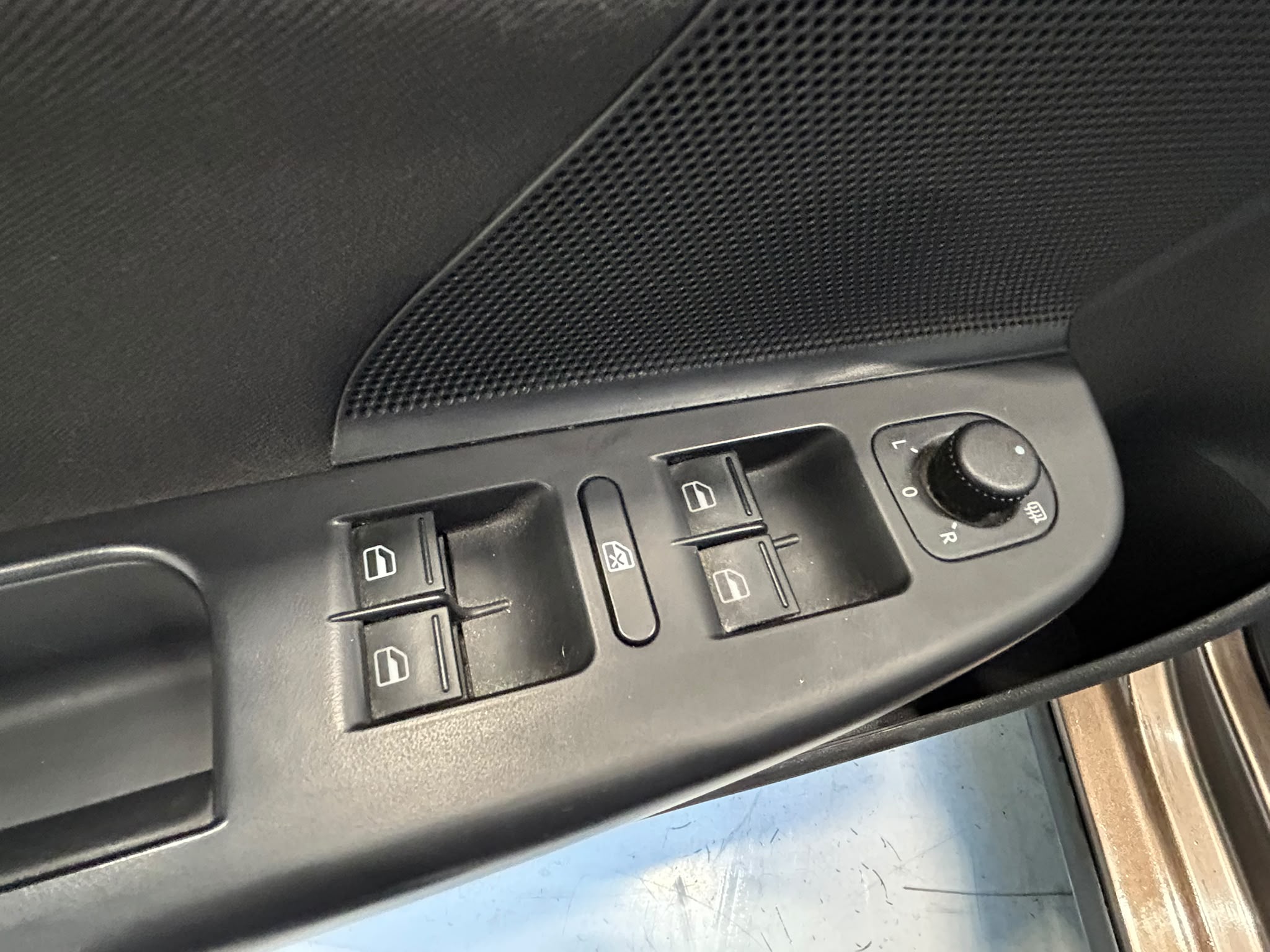 
								Volkswagen Golf Variant Comfortline 1,2 TSI 77 kW (105 hv) Bluemotion Technology full									